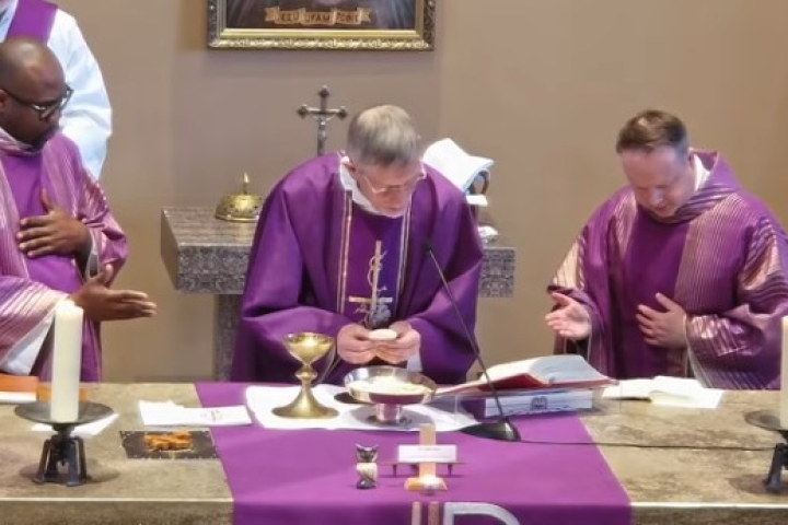 Koos Smits 40 jaar priester vieringen ook op 22 maart, met Vernieuwing